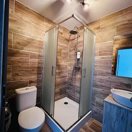 Kastiel Boncz * Dvory nad Zitavou